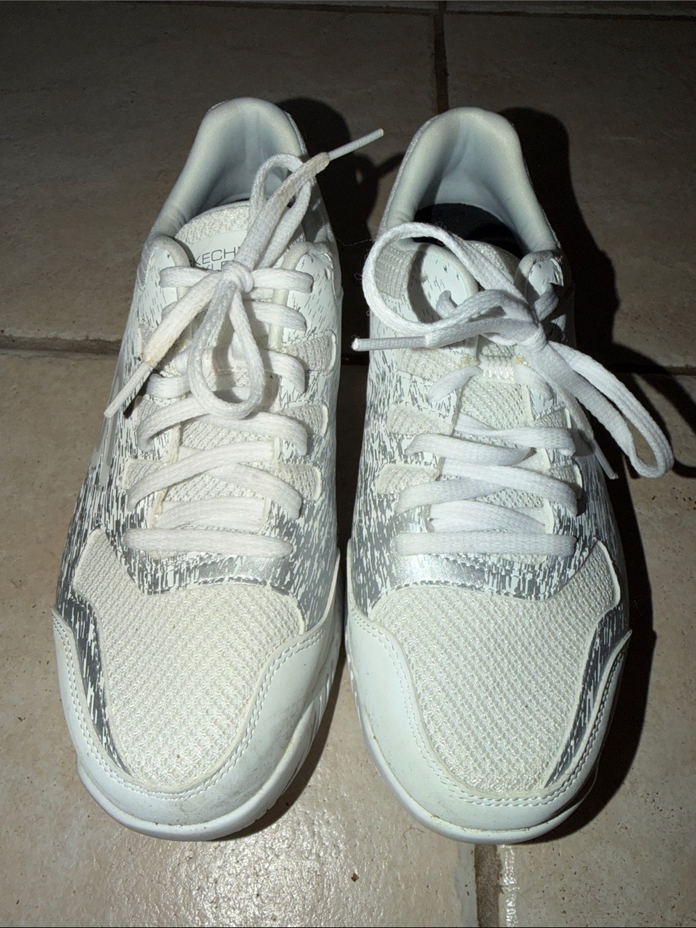 Skechers Women’s White and Gray Pickleball Athletic Lace-Up Trainers